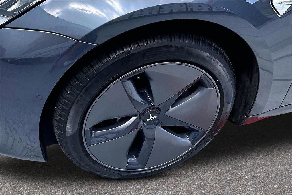 Used 2020 Tesla Model 3 Long Range image 33