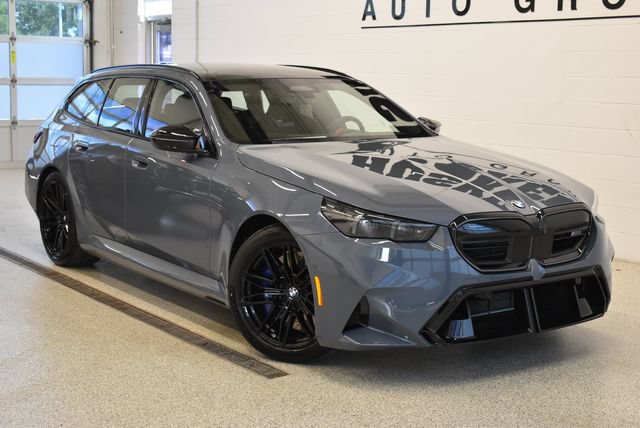 New 2027 BMW M5 Touring AWD/4WD image 1