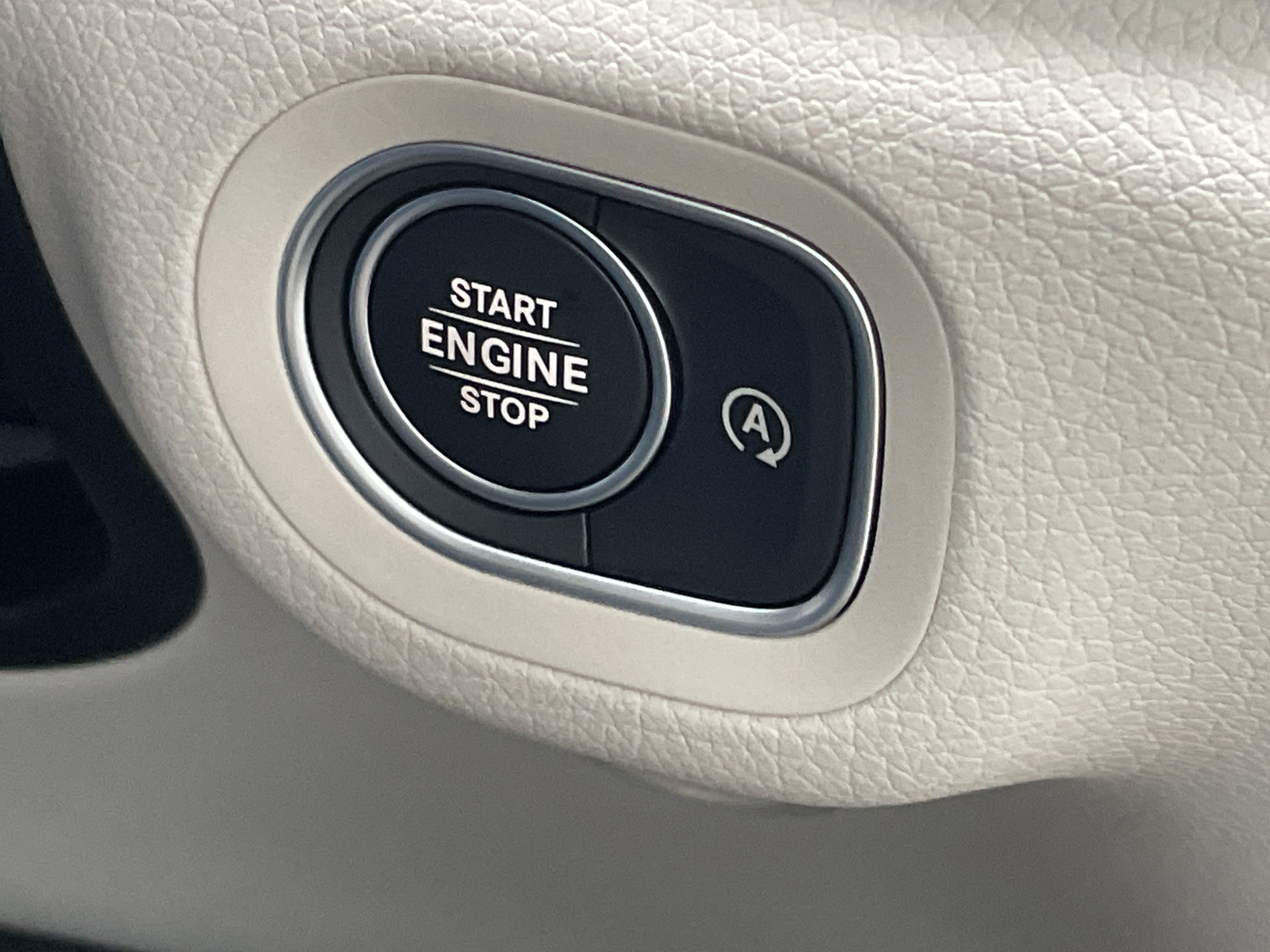 New 2026 Mercedes-Benz GLS 450 4MATIC image 29