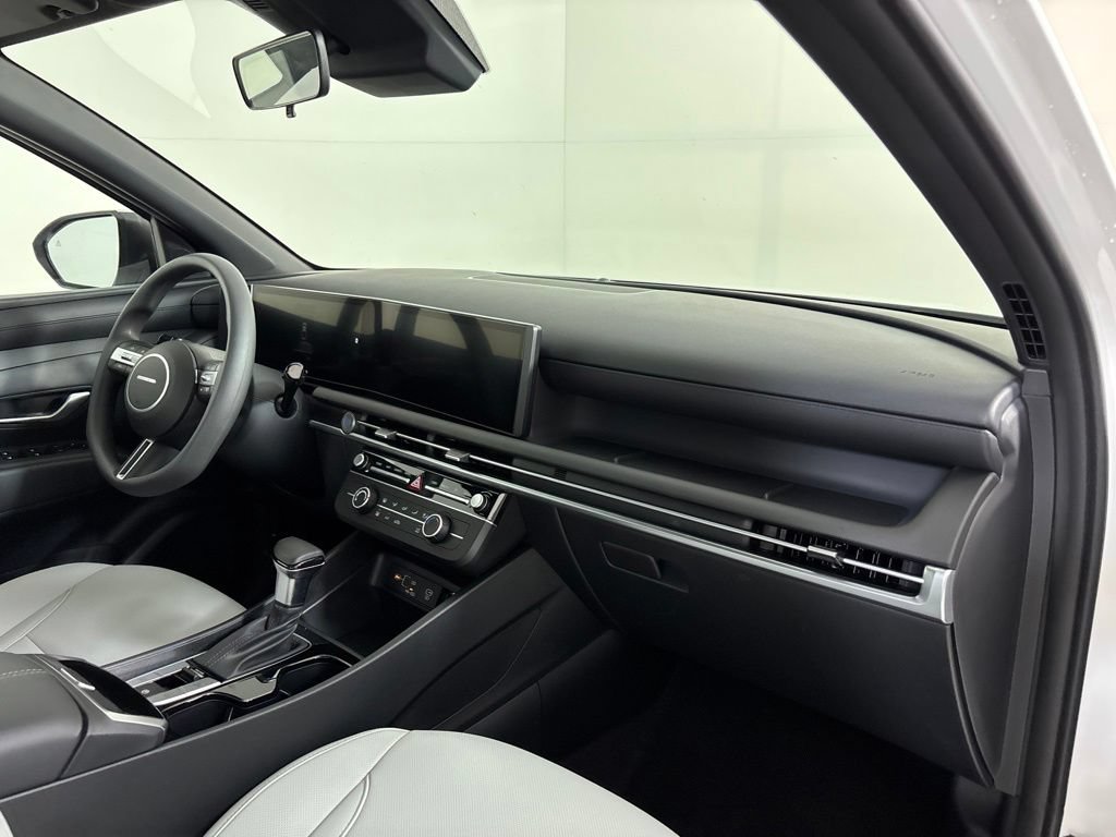 New 2027 Hyundai Santa Cruz SE FWD image 13