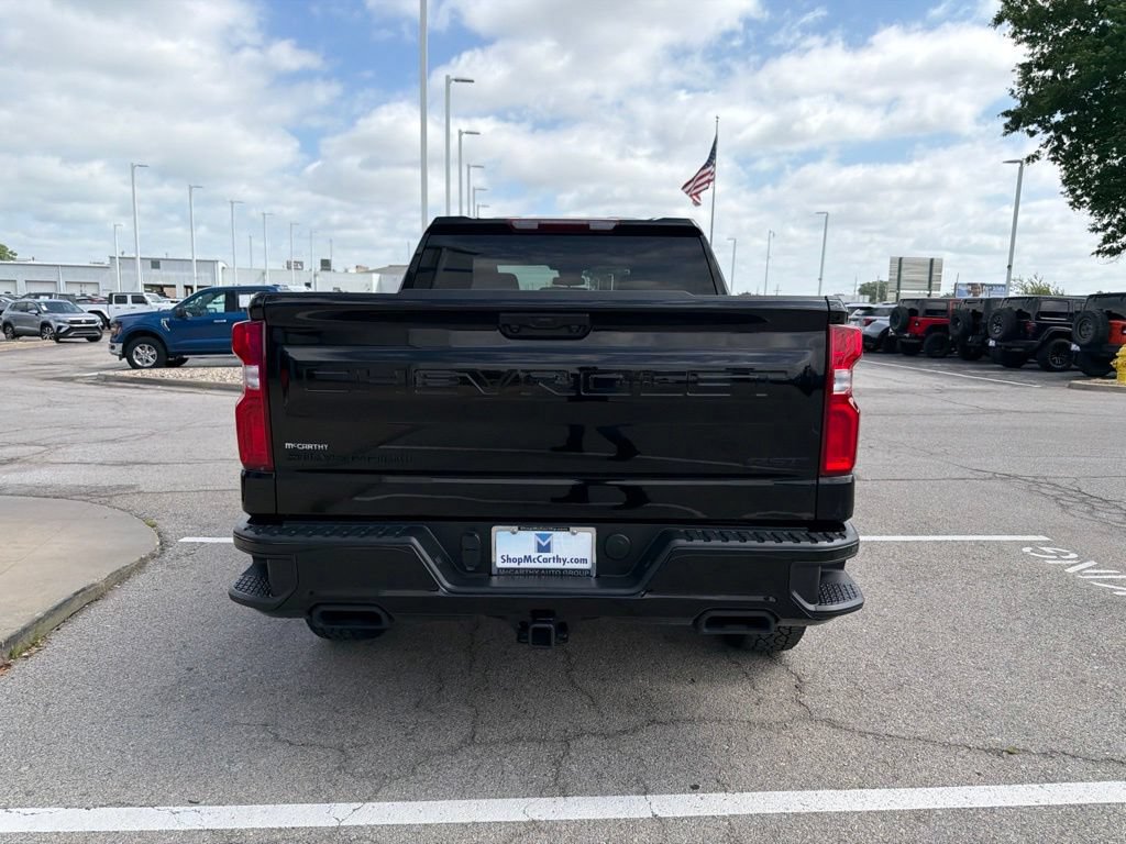 Used 2025 Chevrolet Silverado 1500 RST AWD/4WD image 4