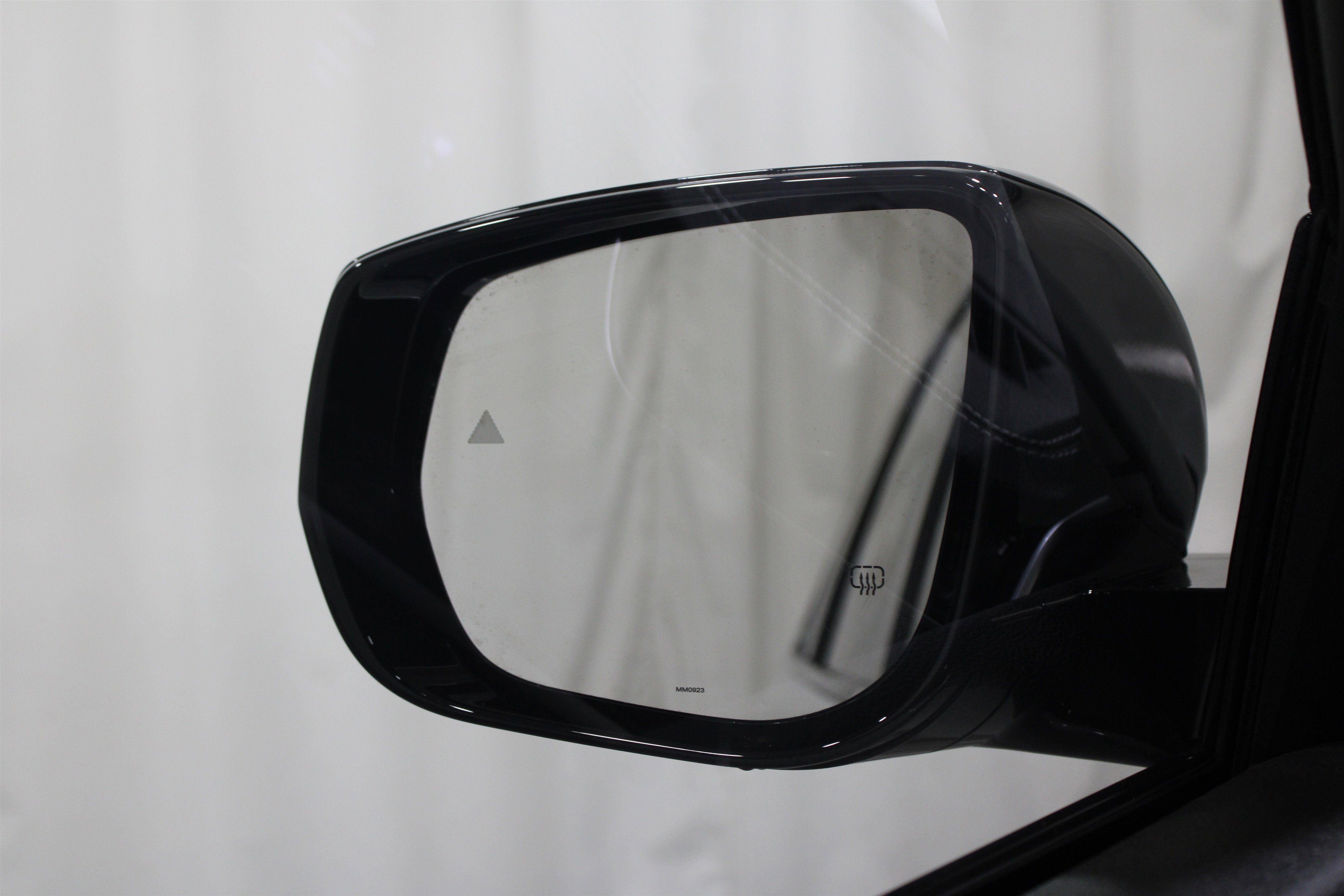 Used 2024 Jeep Grand Cherokee L Limited w/ Black Appearance Package image 44