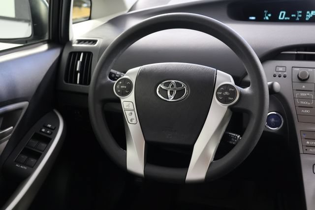 Used 2015 Toyota Prius Three FWD image 10