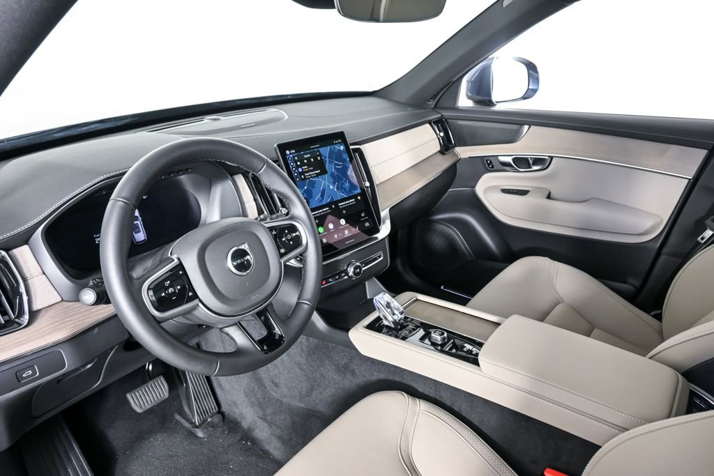 Certified 2026 Volvo XC90 B6 Plus w/ Protection Package Premier image 6