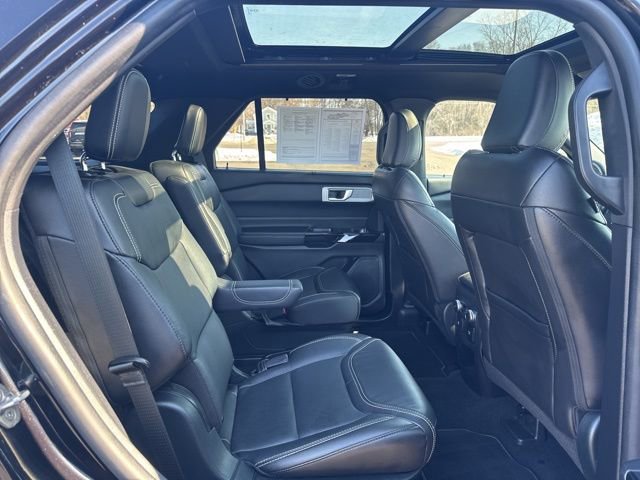 Used 2021 Ford Explorer ST image 25