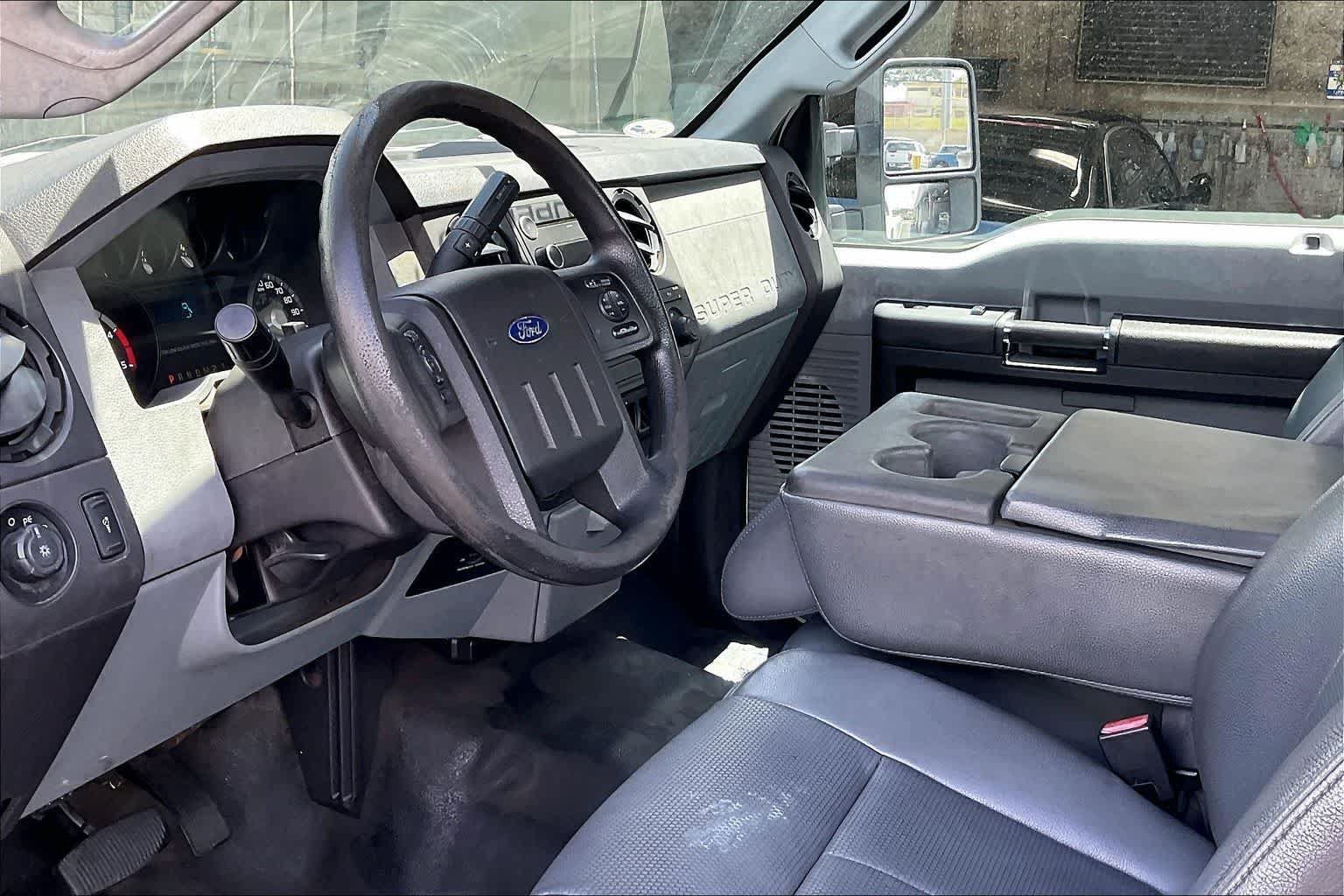 Used 2015 Ford F250 XL w/ Power Equipment Group RWD image 12