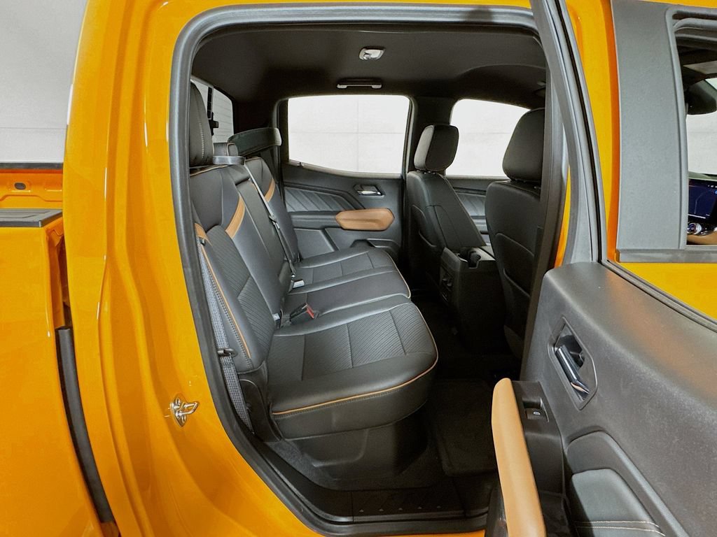 Certified 2026 GMC Canyon AT4 w/ AT4 Premium Package AWD/4WD image 25