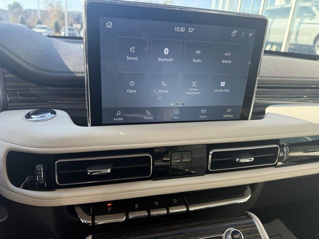 Certified 2023 Lincoln Aviator Black Label w/ Dynamic Handling Package image 14