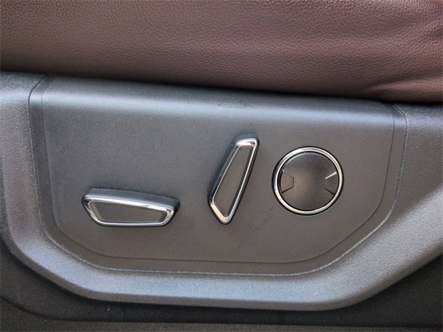 Used 2023 Ford Expedition Max Limited image 13