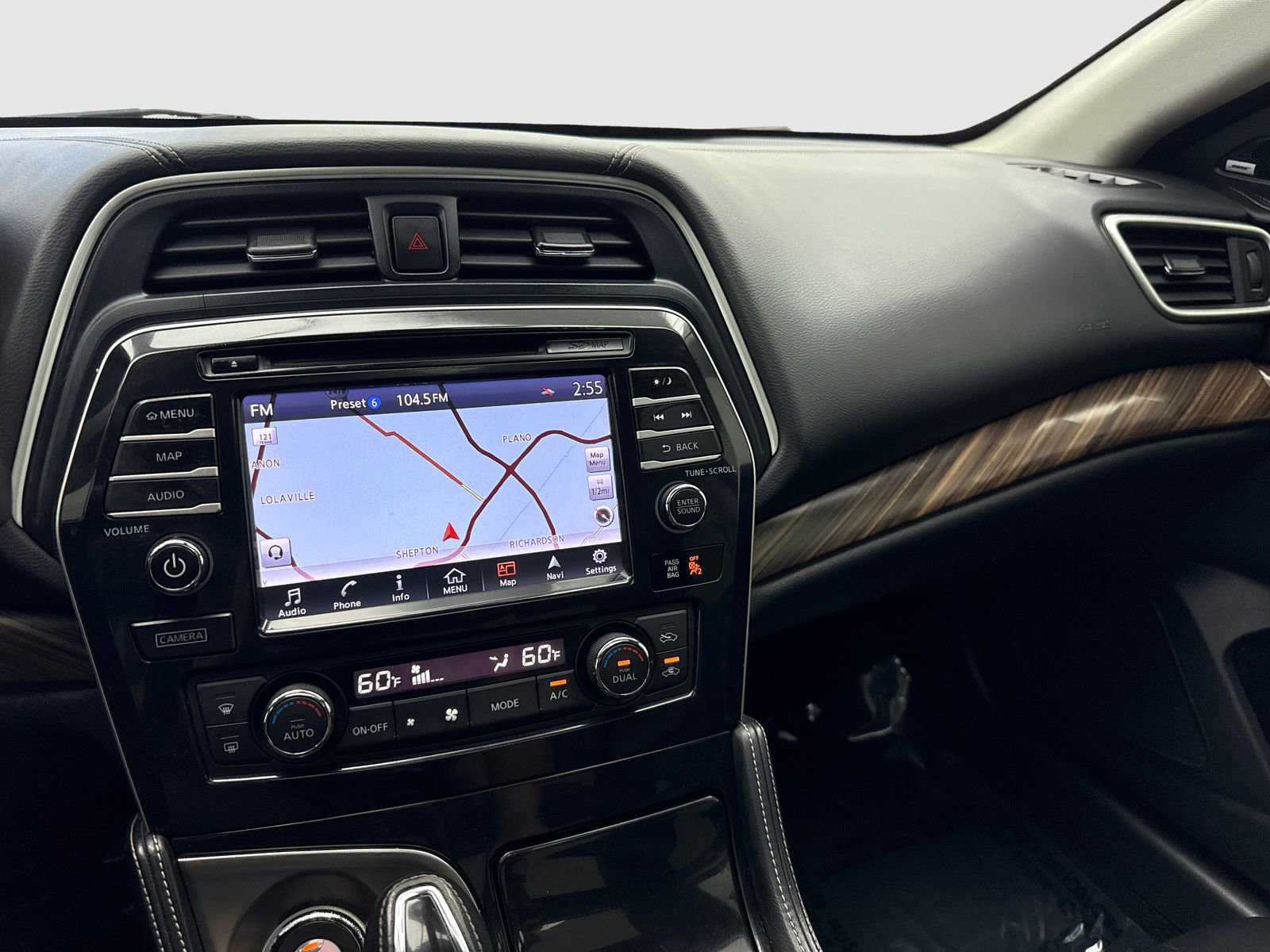 Used 2017 Nissan Maxima Platinum image 23