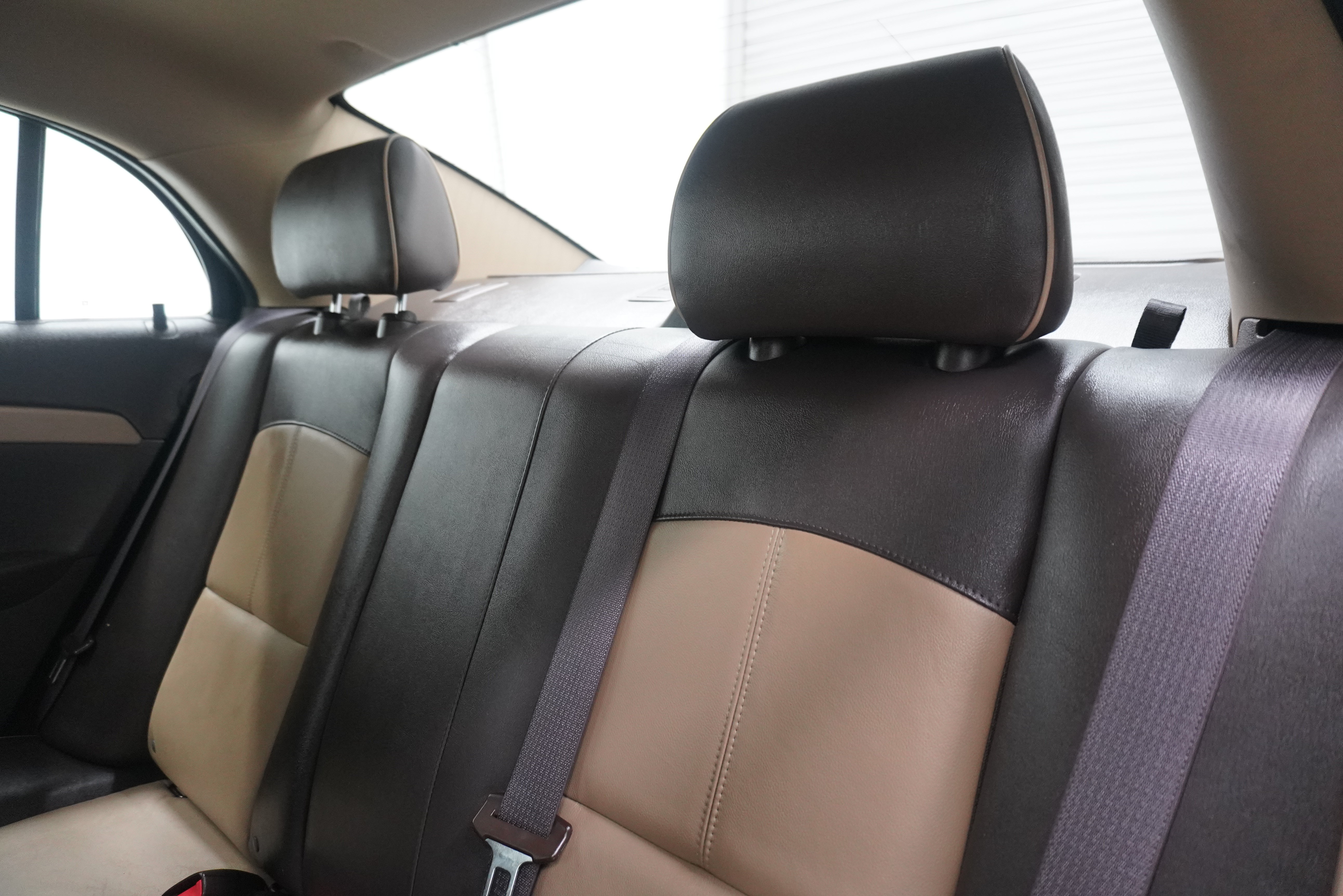 Used 2012 Chevrolet Malibu LTZ FWD image 12
