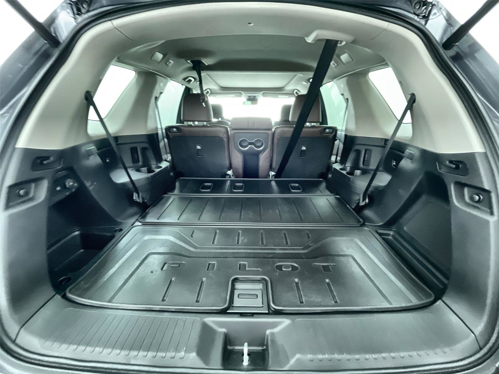 Certified 2023 Honda Pilot Elite image 32