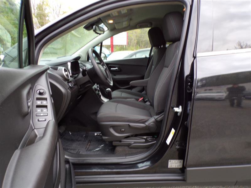 Used 2016 Chevrolet Trax LT image 15