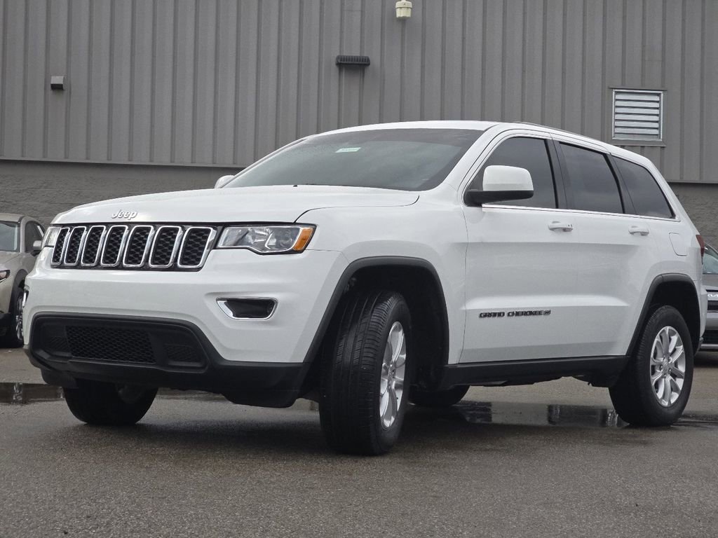 Used 2022 Jeep Grand Cherokee Laredo X image 11