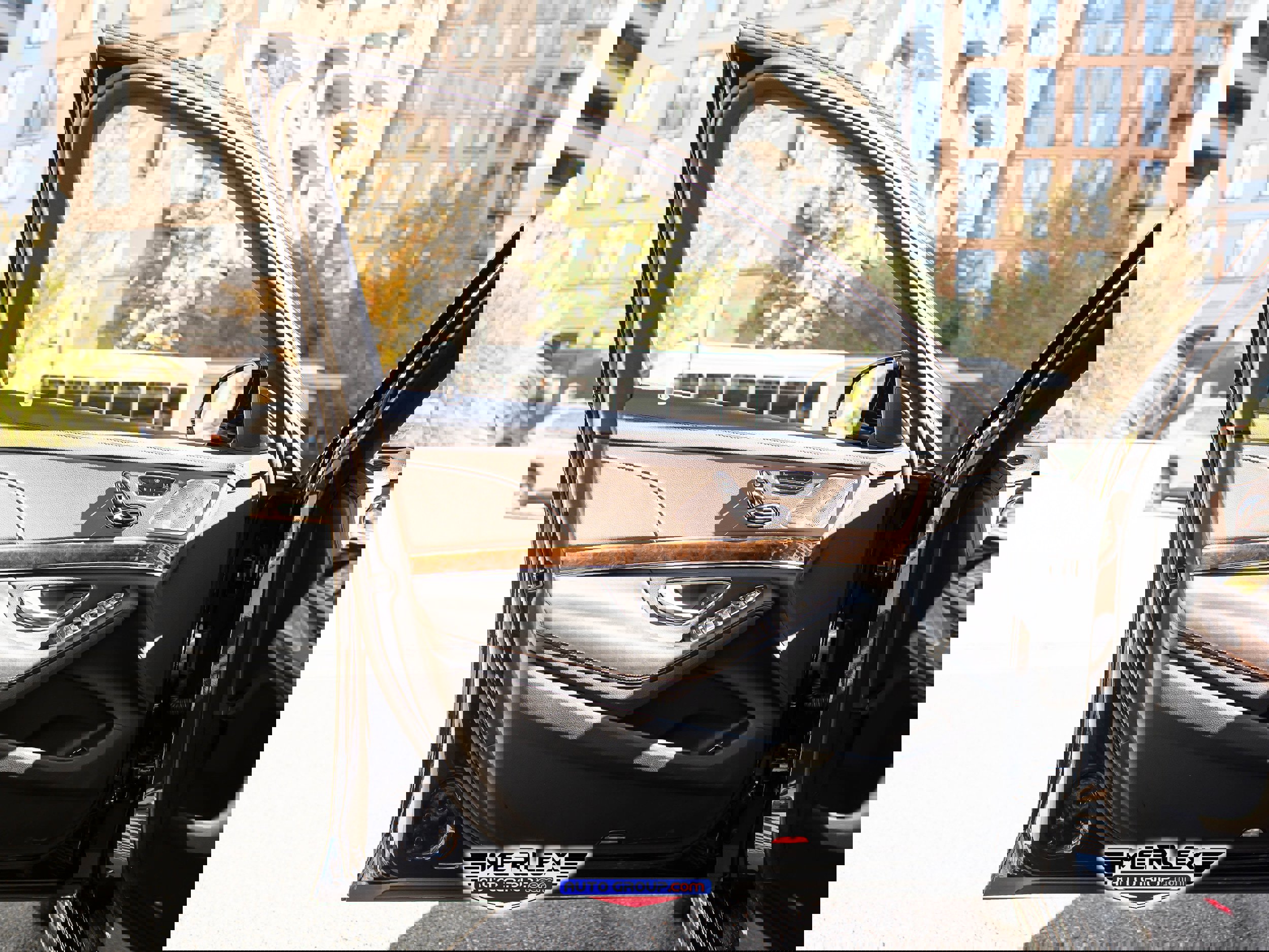 Used 2017 Mercedes-Benz S 550 Sedan image 44