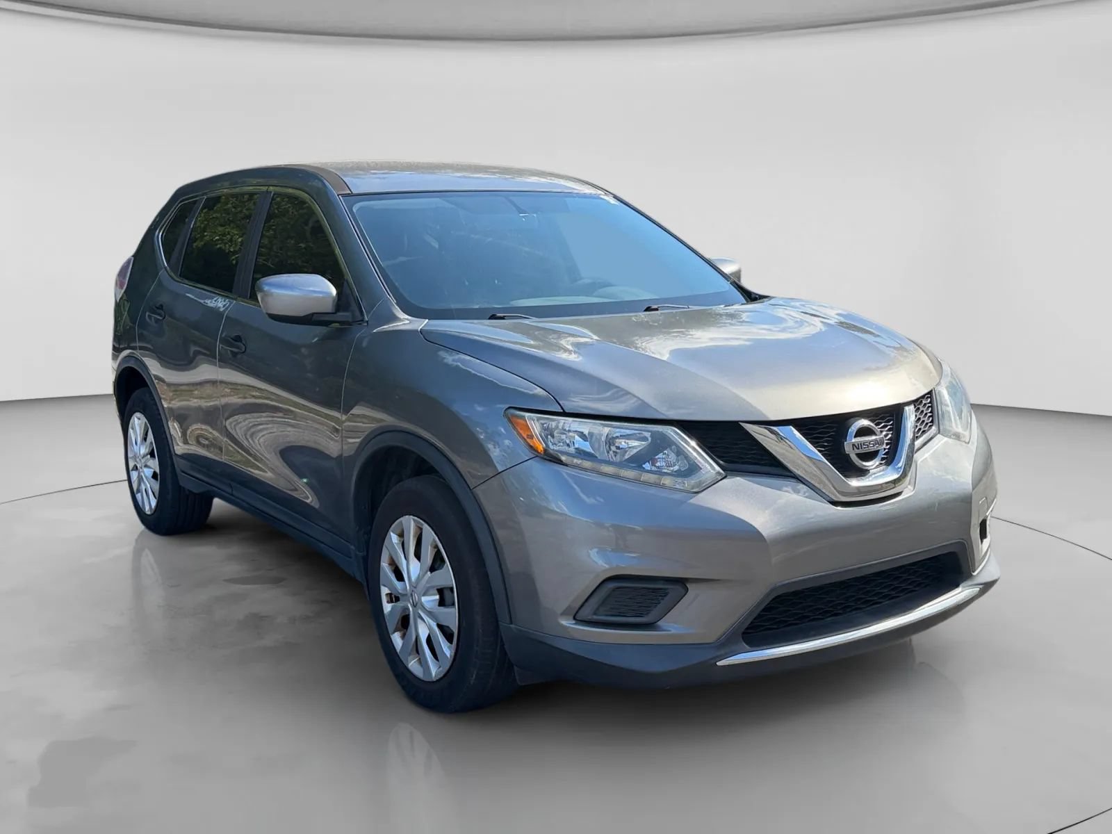 Used 2016 Nissan Rogue S FWD image 7