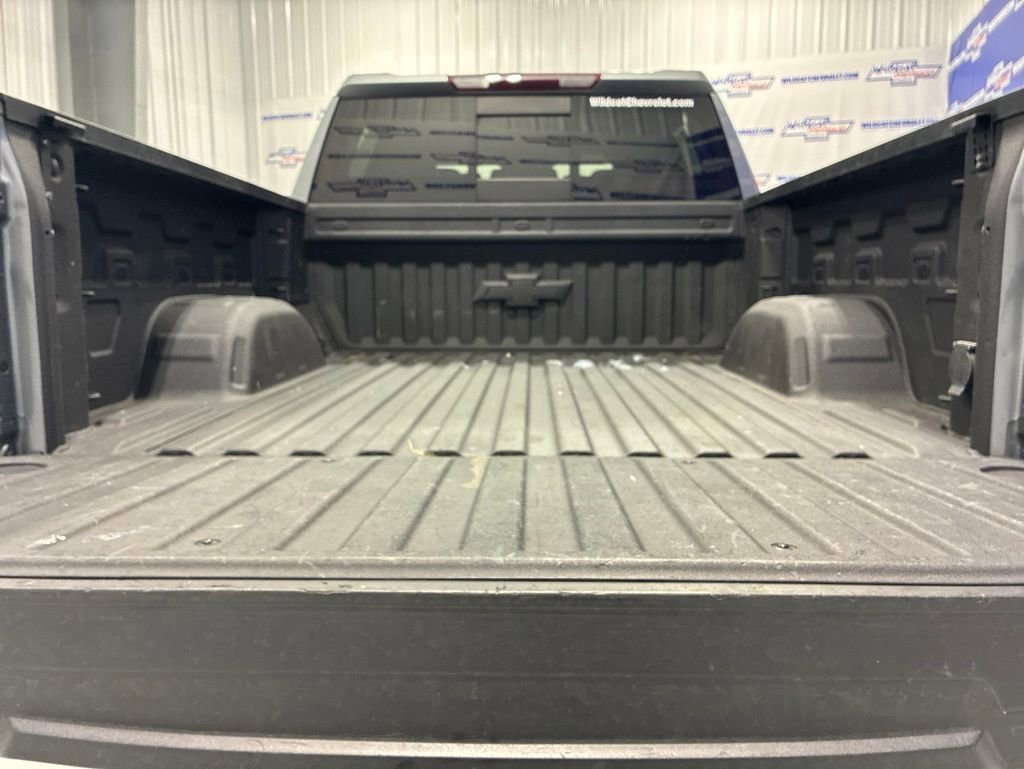 Used 2021 Chevrolet Silverado 1500 LT Trail Boss w/ Convenience Package II AWD/4WD image 37