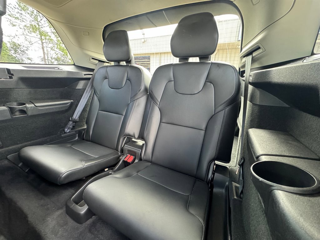 Used 2018 Volvo XC90 T5 Momentum AWD/4WD image 13
