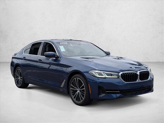 Used 2023 BMW 540i w/ Convenience Package image 3