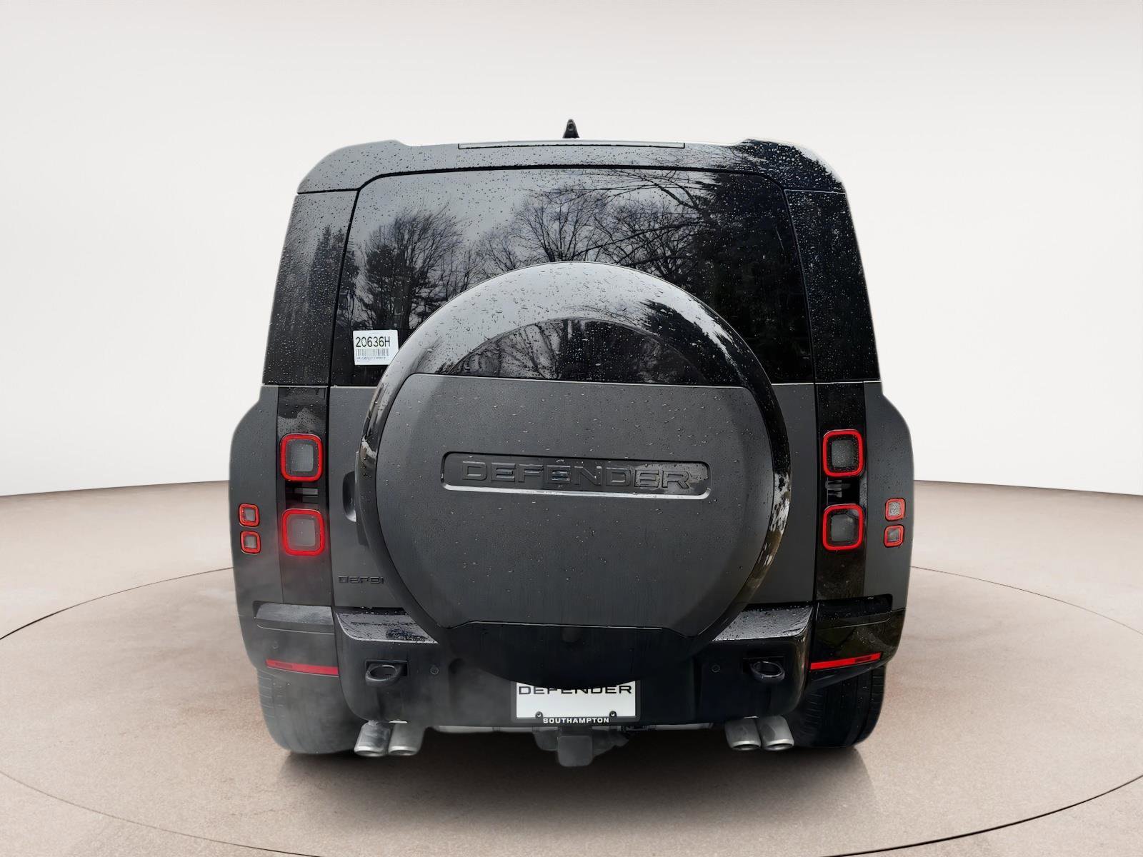 New 2026 Land Rover Defender 110 V8 AWD/4WD image 4
