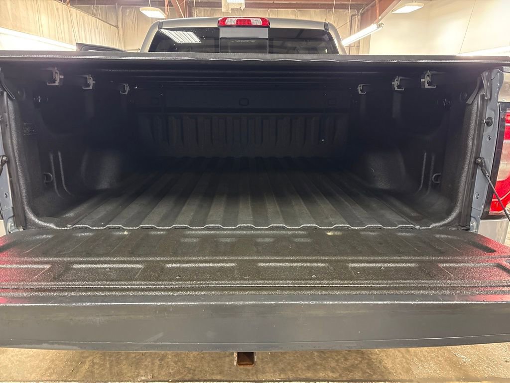 Used 2017 GMC Sierra 1500 SLT w/ SLT Premium Package image 27