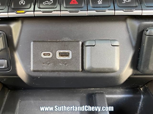 Used 2021 Chevrolet Silverado 1500 LTZ w/ LTZ Premium Package AWD/4WD image 43
