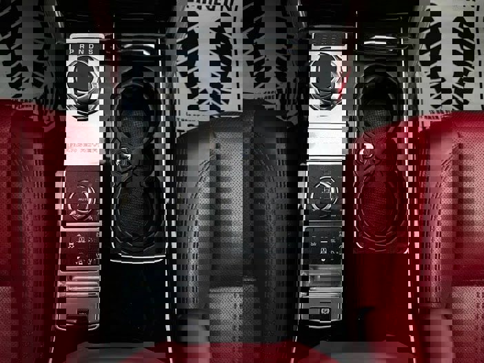 Used 2015 Land Rover Range Rover Autobiography image 37