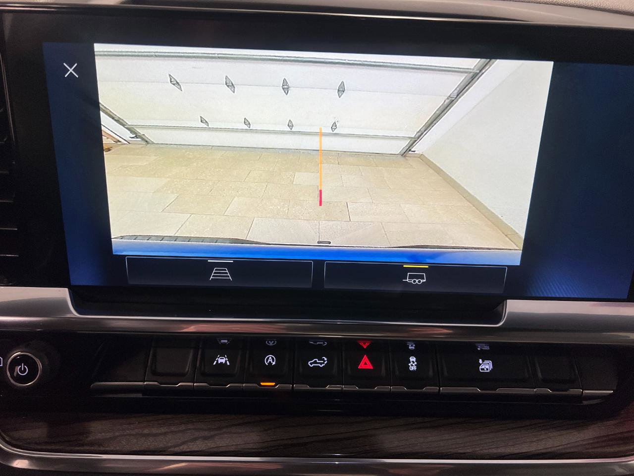 Used 2025 Chevrolet Silverado 1500 LT image 54