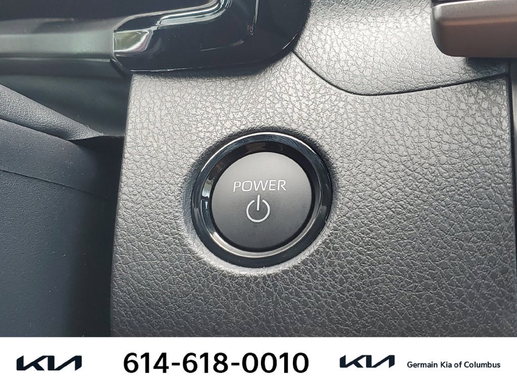 Used 2026 Toyota Camry SE FWD image 31