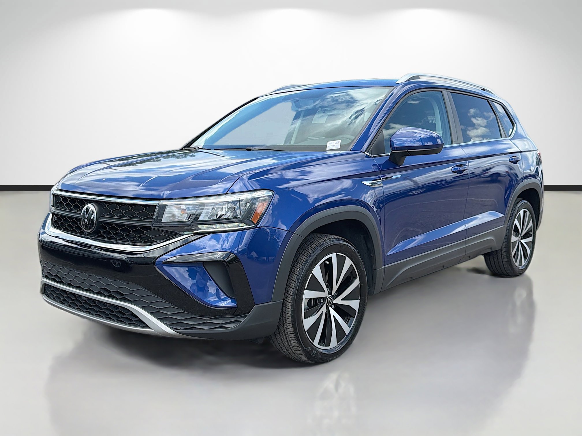 Used 2022 Volkswagen Taos SE image 7