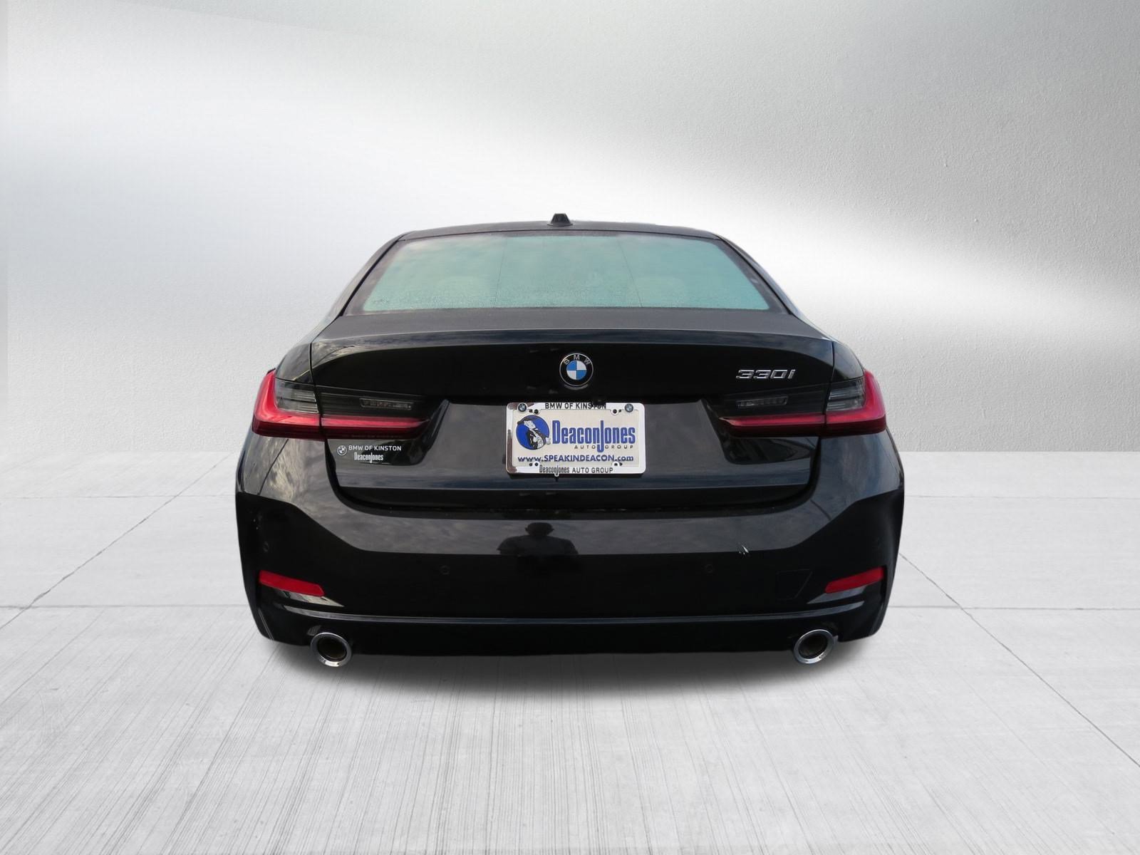 New 2025 BMW 330i Sedan w/ Convenience Package image 6