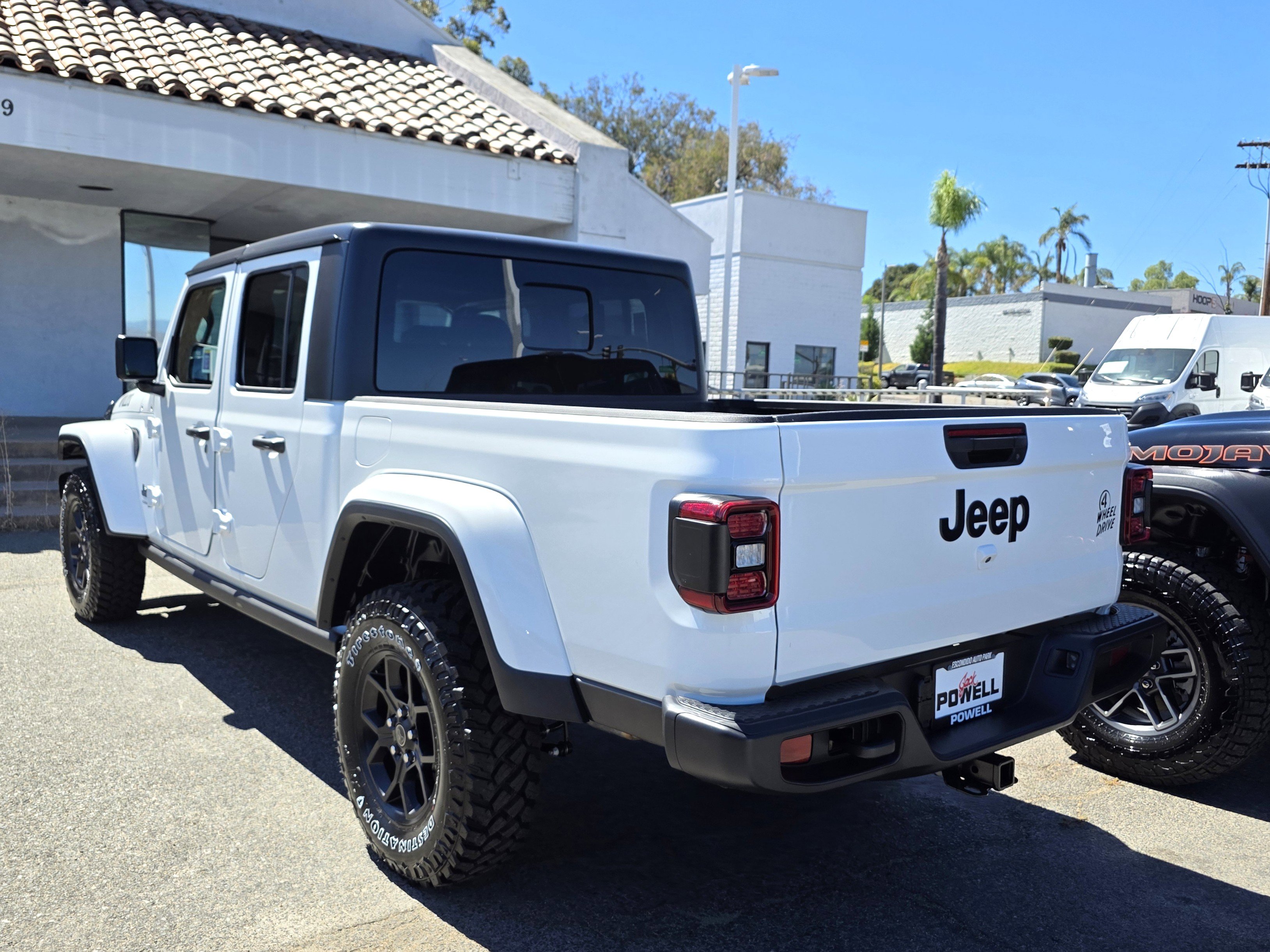 New 2025 Jeep Gladiator Willys image 3