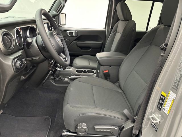 Used 2023 Jeep Gladiator Sport image 8