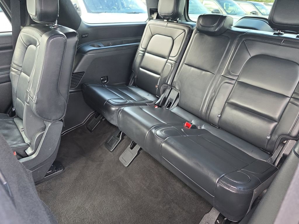 Used 2023 Lincoln Navigator Reserve image 36