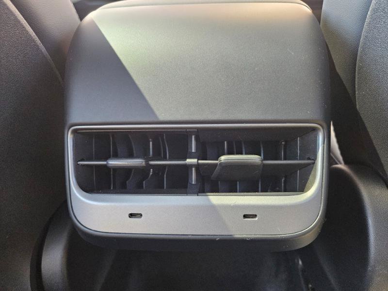 Used 2023 Tesla Model Y Long Range AWD/4WD image 65