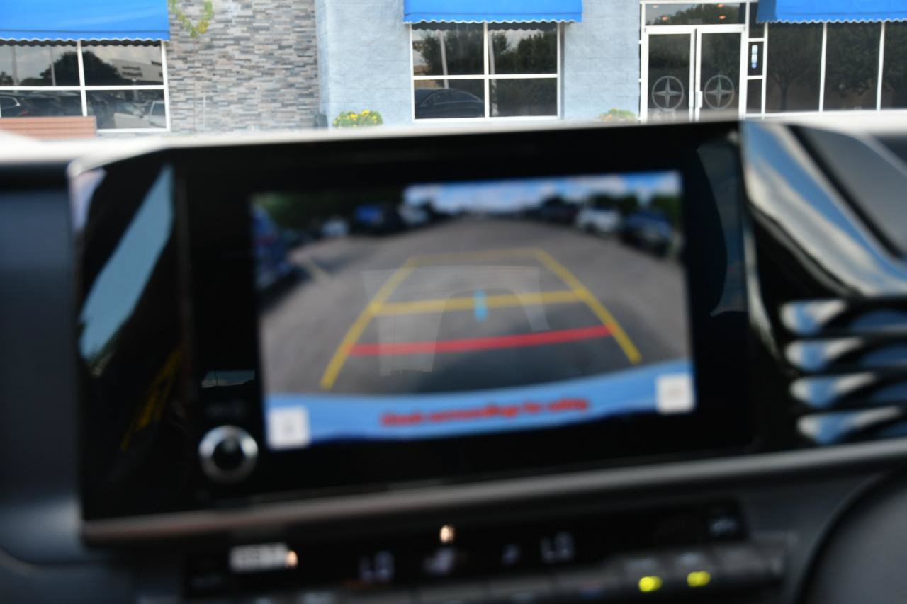 Used 2026 Toyota Camry SE FWD image 19