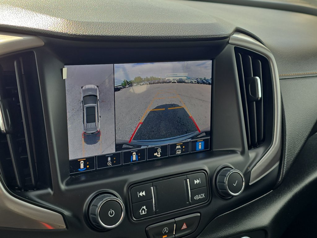 Certified 2023 GMC Terrain AT4 w/ Tech Package AWD/4WD image 22