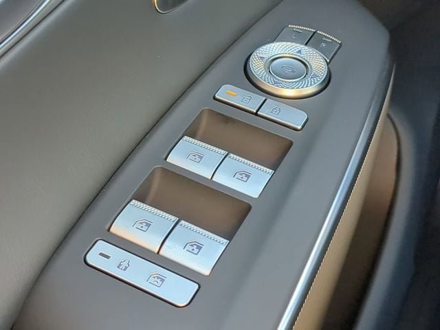 New 2026 Genesis GV70 3.5T Sport Advanced AWD/4WD image 22