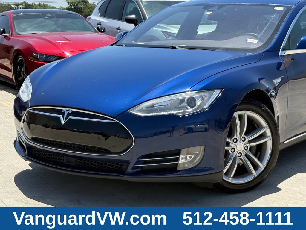 Used 2016 Tesla Model S 70 RWD image 2