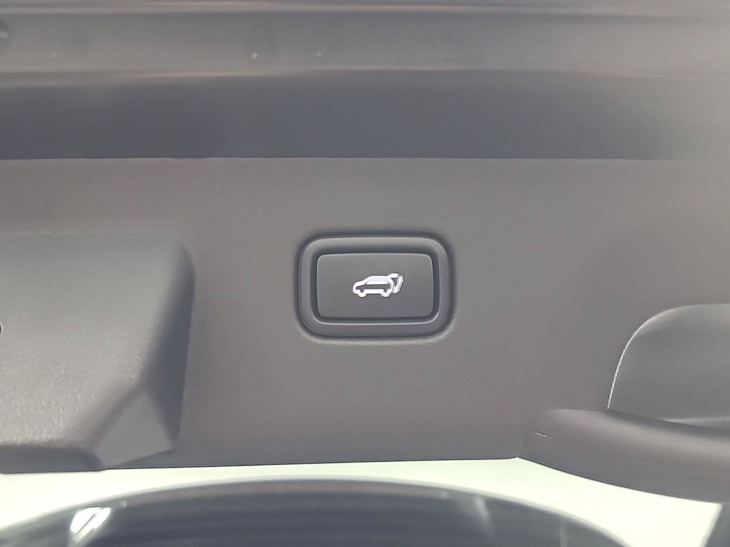 Used 2025 Kia Sportage SX AWD/4WD image 9
