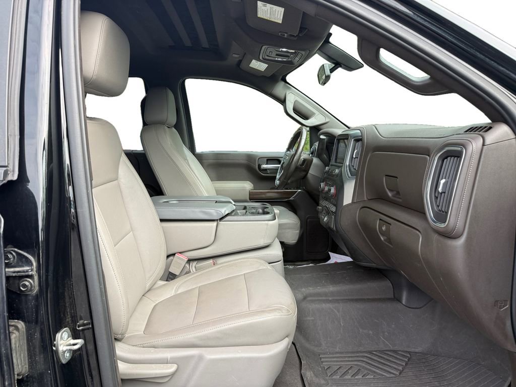 Used 2020 Chevrolet Silverado 1500 LT w/ All-Star Edition image 15