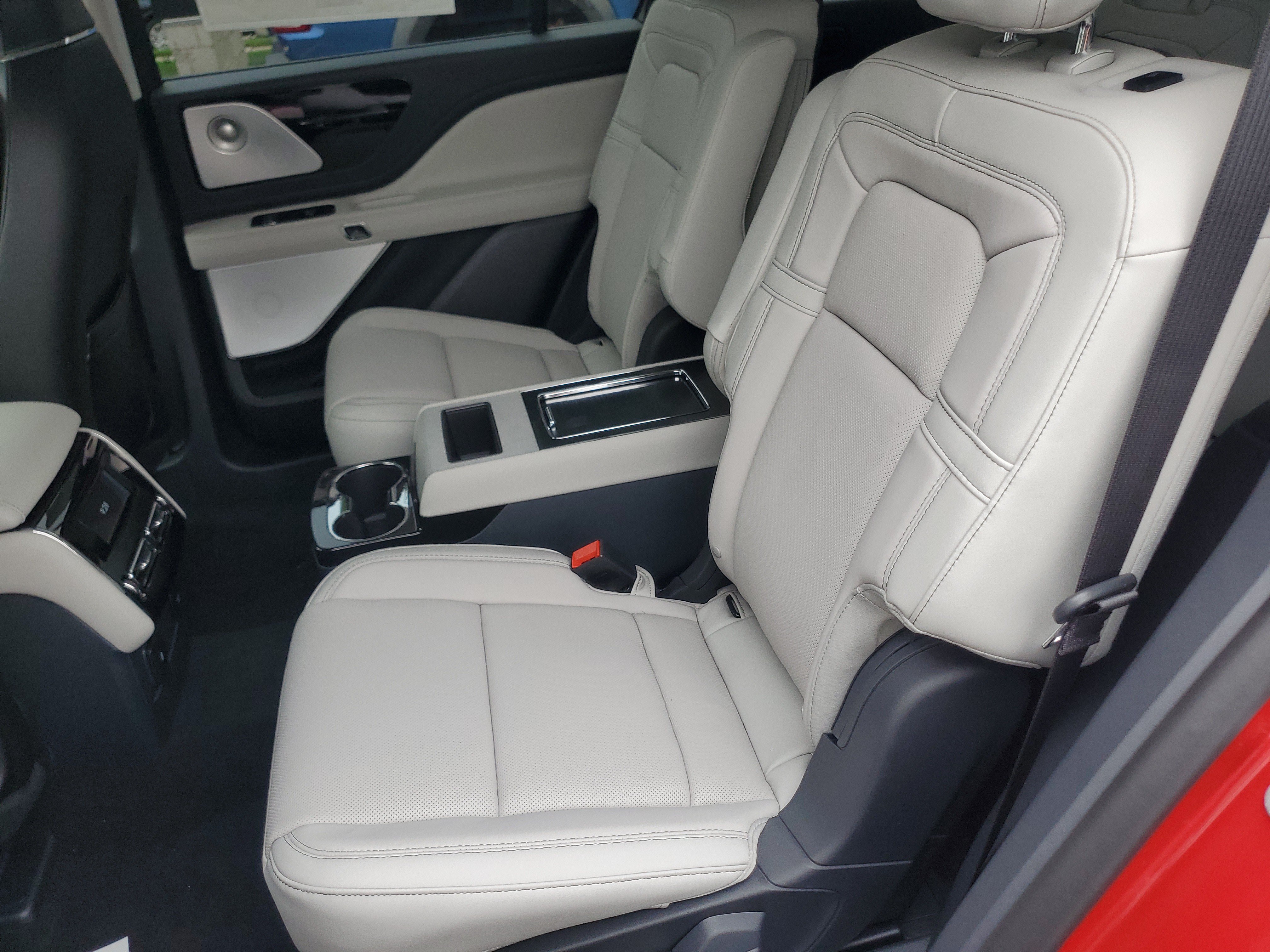 New 2026 Lincoln Aviator Reserve AWD/4WD image 25