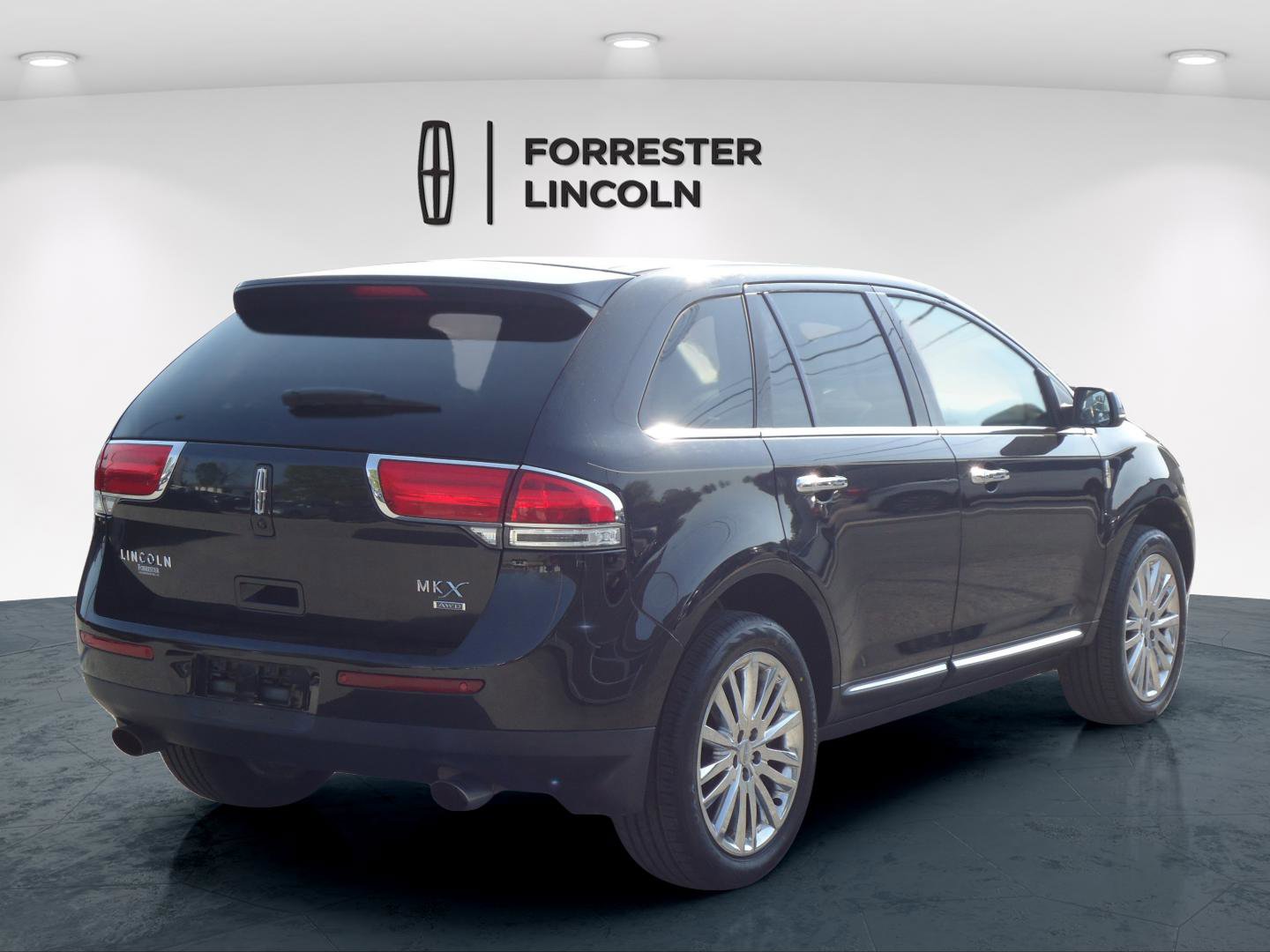 Used 2013 Lincoln MKX AWD image 3