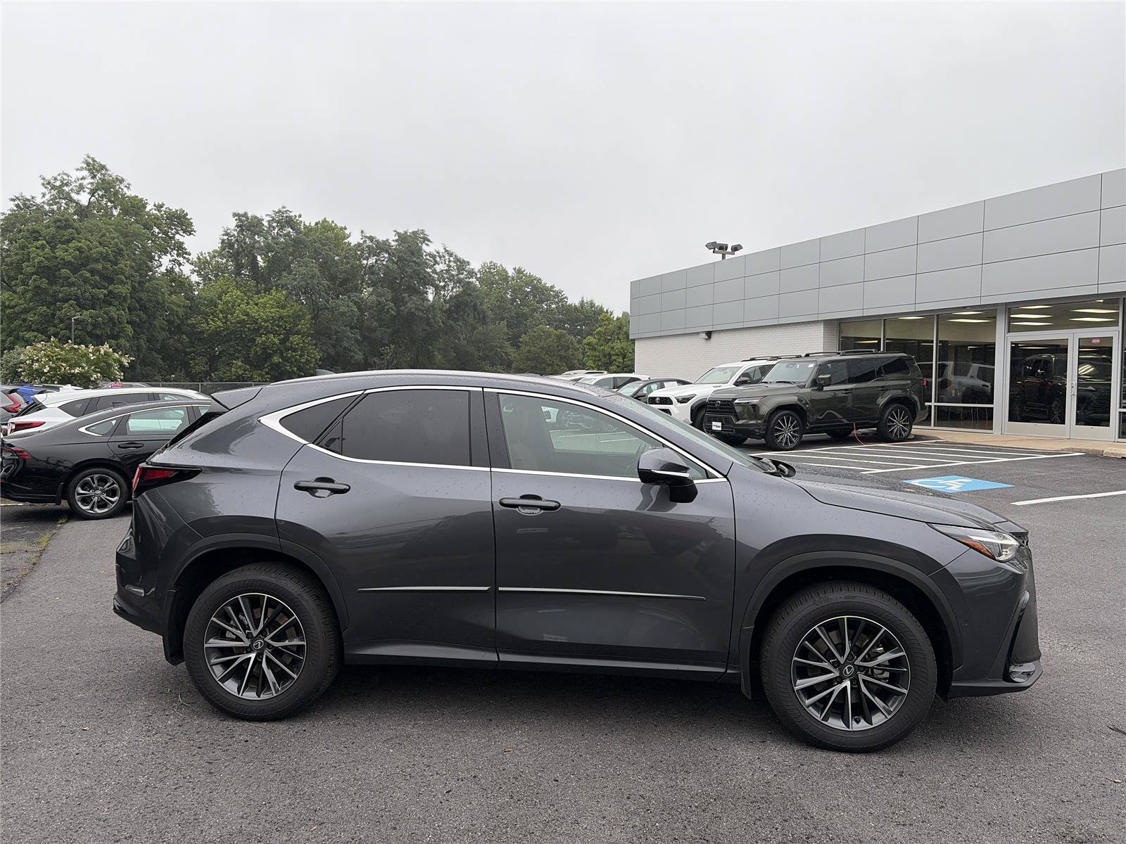 Certified 2026 Lexus NX 350 AWD w/ Accessory Package (2T) image 6