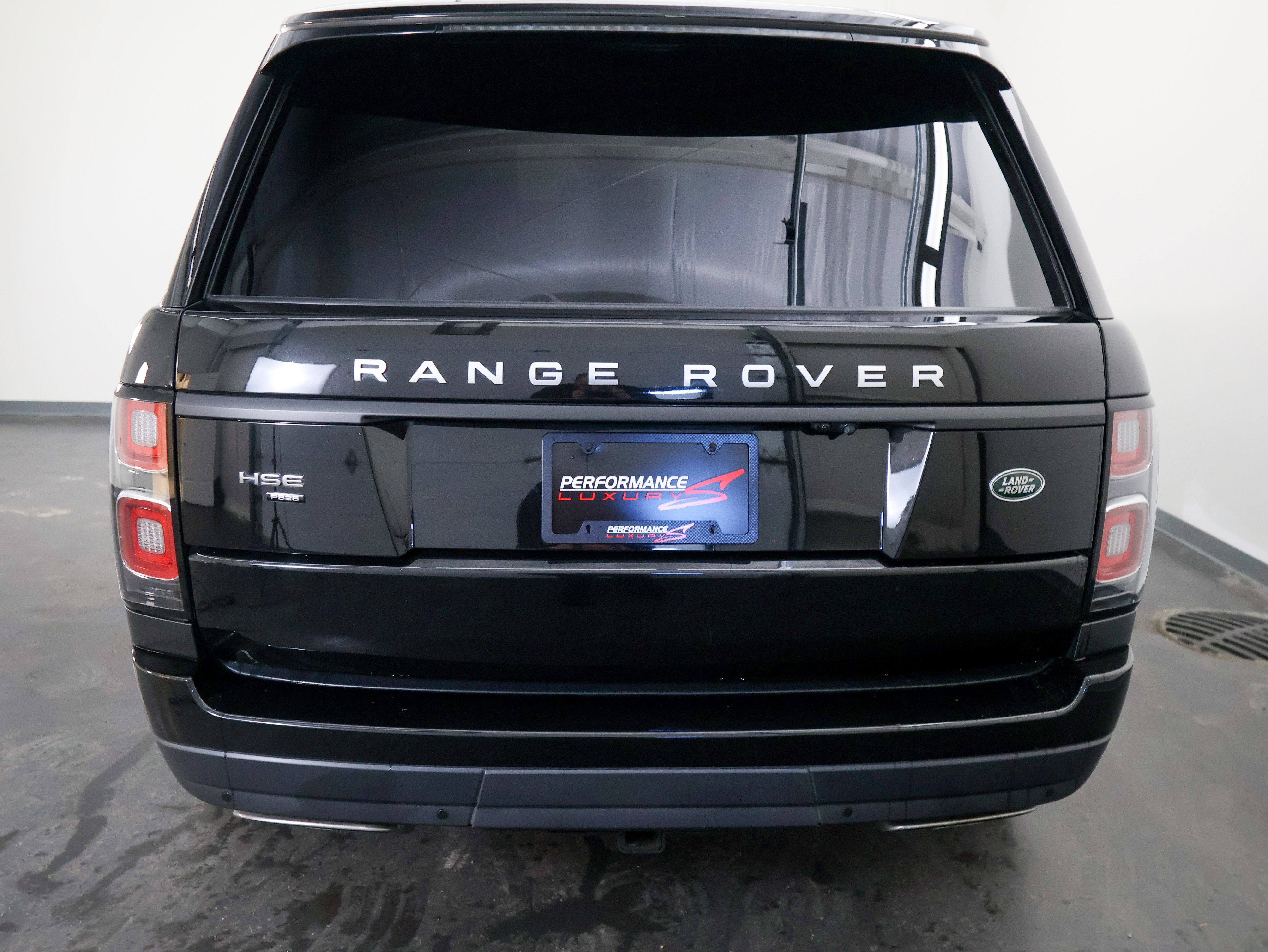Used 2022 Land Rover Range Rover Westminster Edition image 4