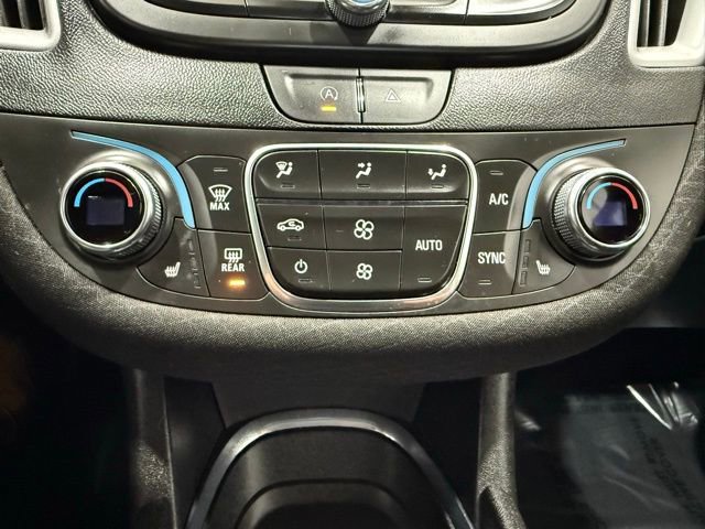 Used 2023 Chevrolet Malibu LT image 34