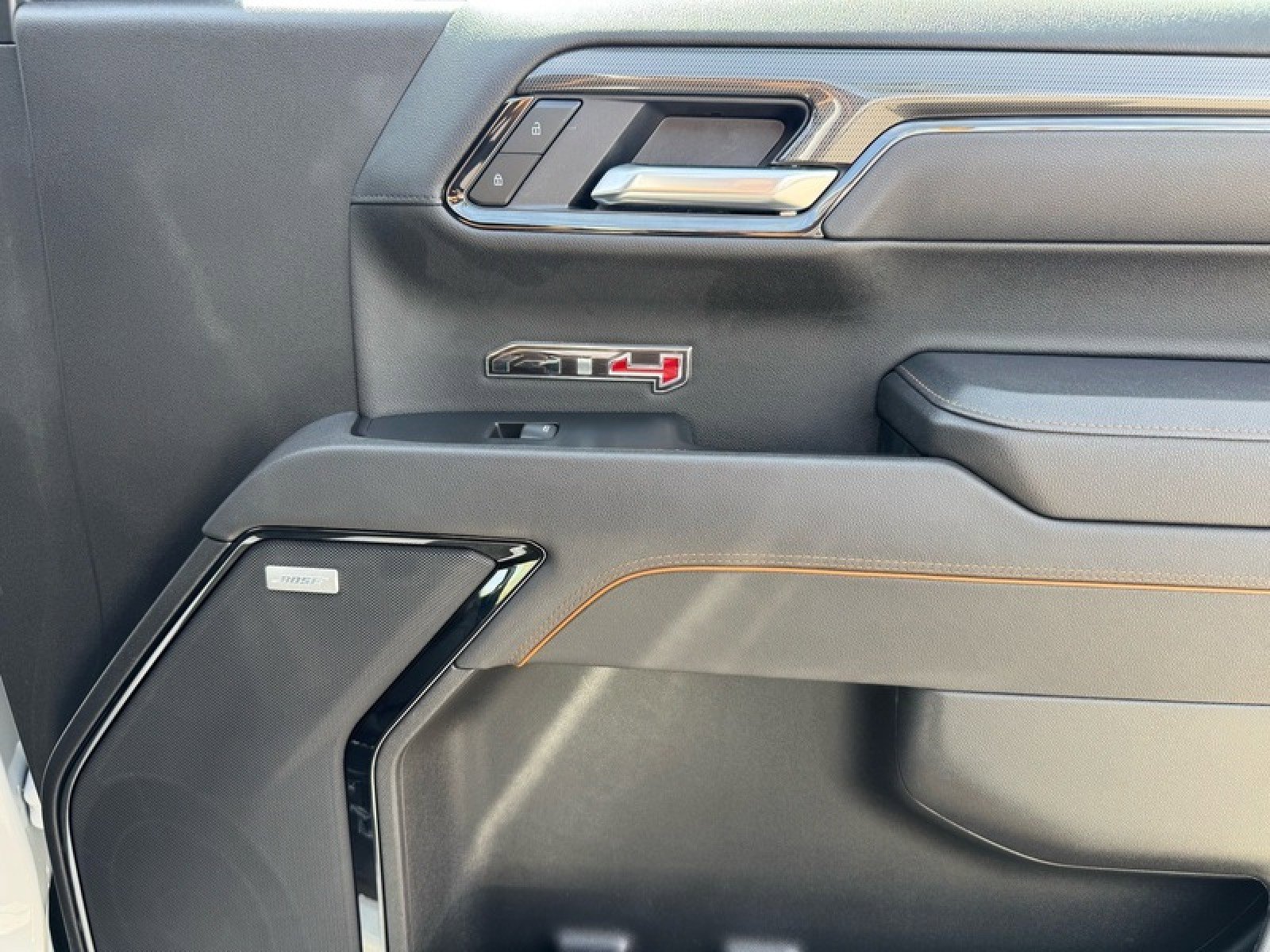 Used 2025 GMC Sierra 1500 AT4 AWD/4WD image 24