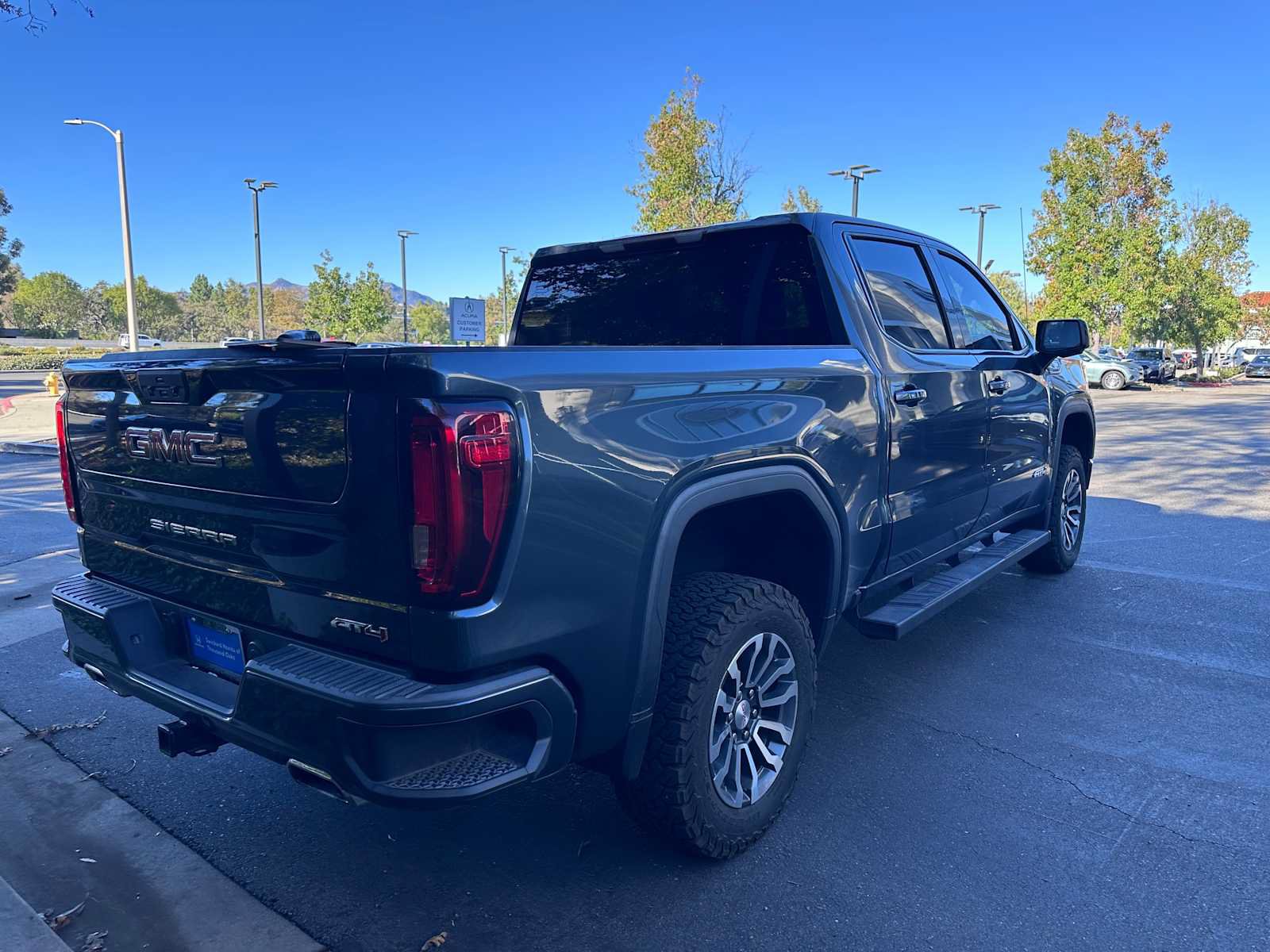 Used 2020 GMC Sierra 1500 AT4 AWD/4WD image 3