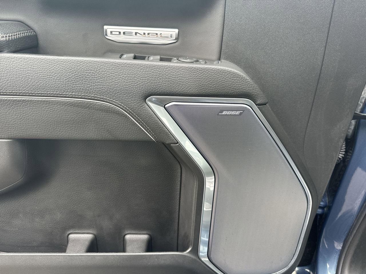 Used 2024 GMC Sierra 1500 Denali w/ Denali Reserve Package image 22