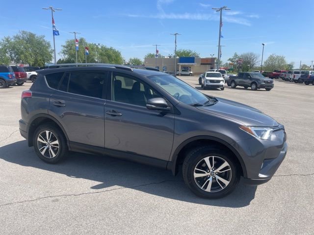 Used 2018 Toyota RAV4 XLE AWD/4WD video 2